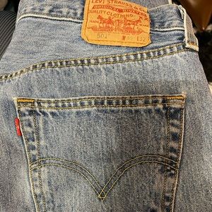 Levi’s 501 Jeans